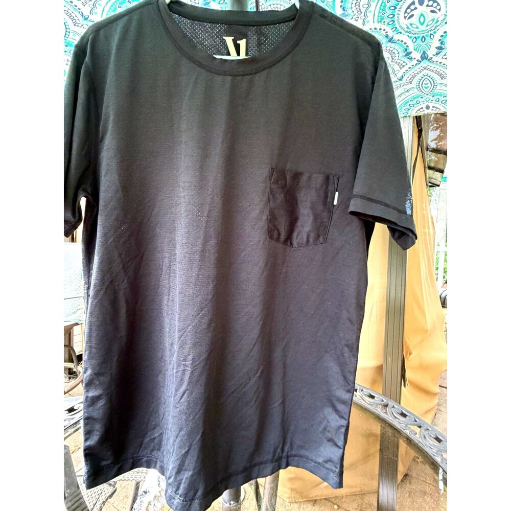 Vuori Men's Black Breathable Polyester Logo Crew Neck Tee M Gym Training